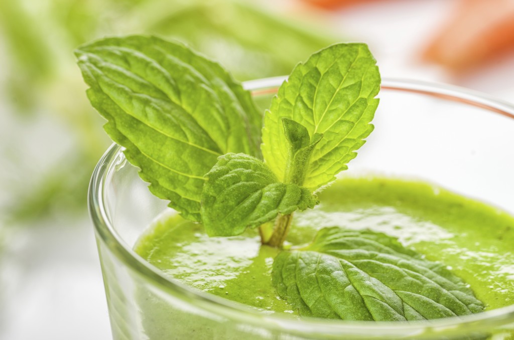 Mint leaf smoothie